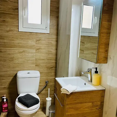 Contemporary And Welcoming Place